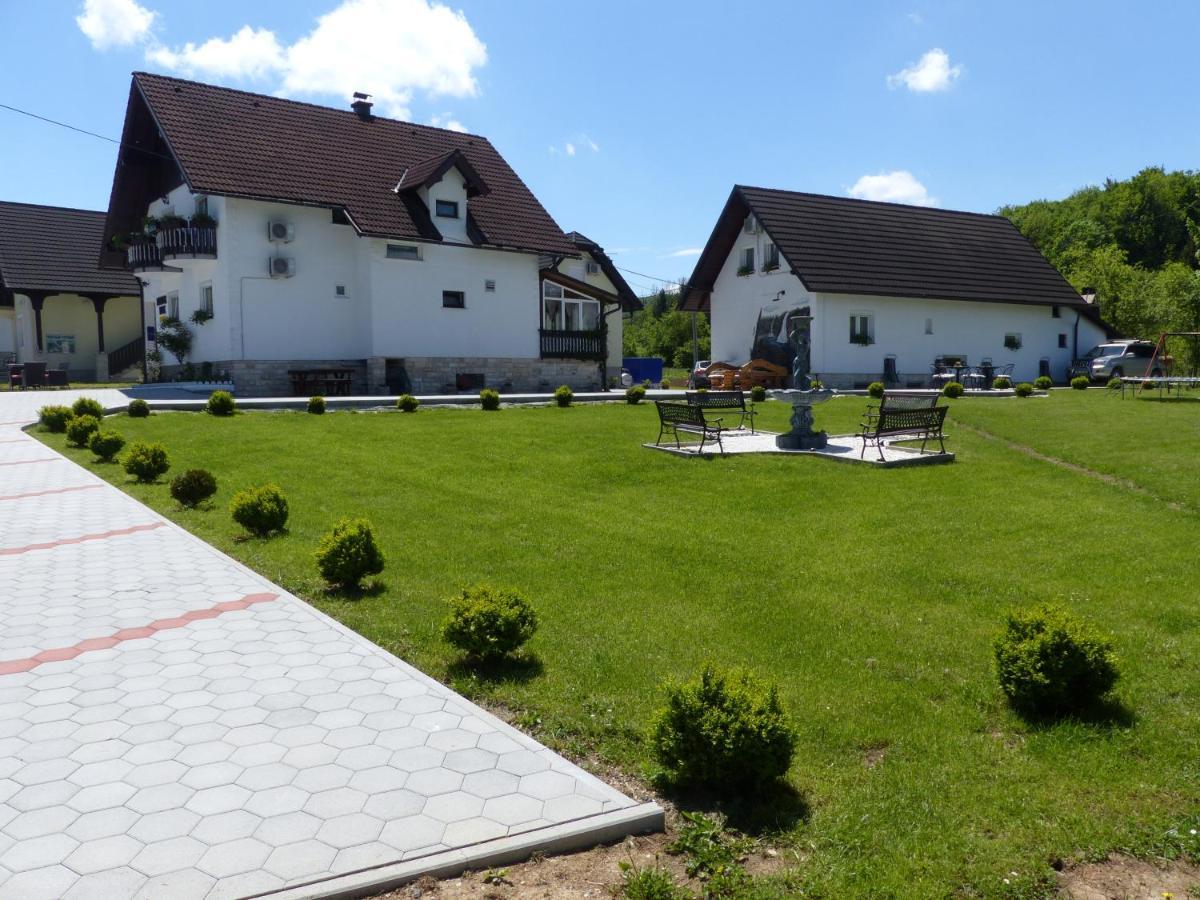 House Pox Hotel Plitvička Jezera Eksteriør billede